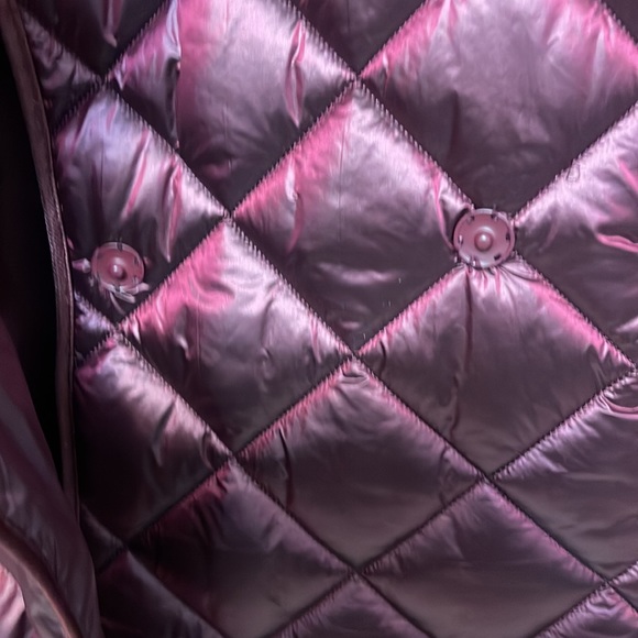 Charming down alternative winter coat! - Picture 3 of 5